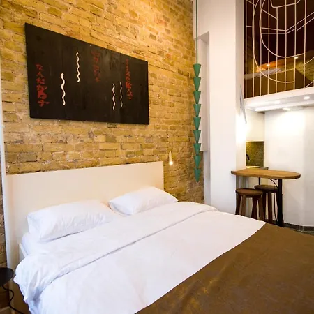 Hotel Whisky Box Kiev